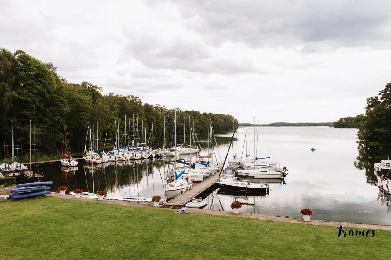 מלון Lubiatów Chalkos Yacht Club מראה חיצוני תמונה